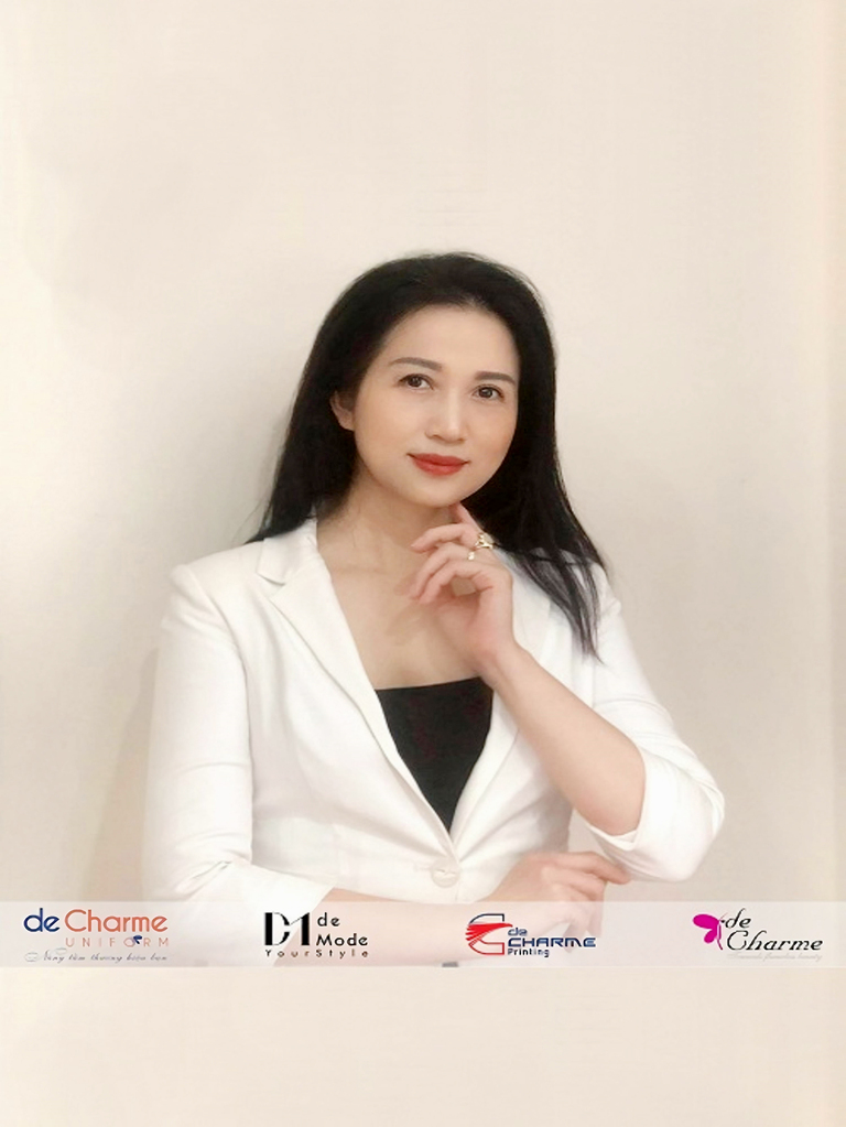 Chị Nguyễn Thị Miền - Nữ CEO xinh đẹp của Đồng phục De Charme