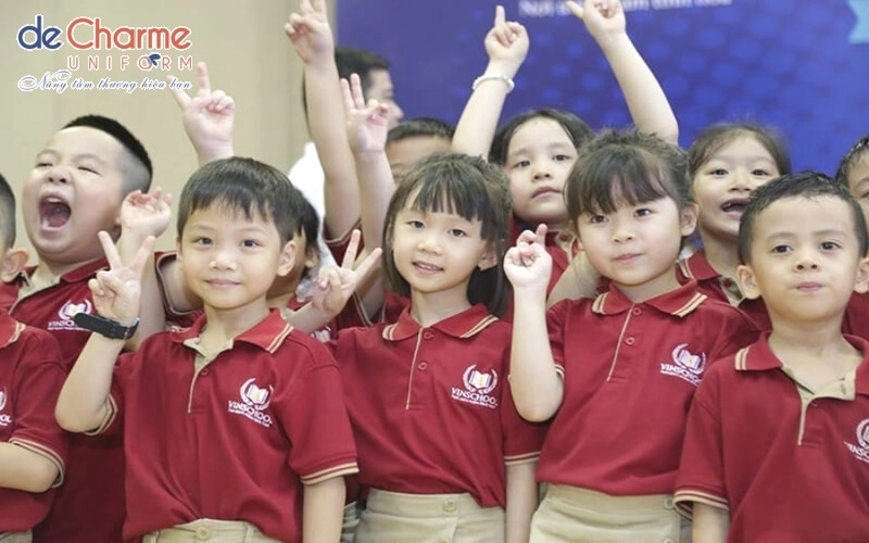 Mua đồng phục học sinh cấp 1 uy tín tại De Charme Uniform