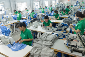 Xưởng May Đồng Phục Cao Cấp, Trực Tiếp & Uy Tín 13+ Năm | DeCharme